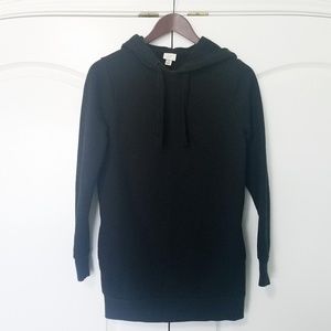 Black Hoodie with side Pockets!